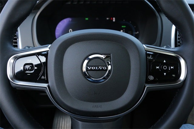2024 Volvo XC90 Recharge Plug-In Hybrid Ultimate