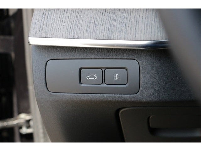 2024 Volvo XC90 Recharge Plug-In Hybrid Ultimate