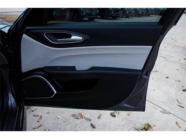 2021 Alfa Romeo Giulia Sprint