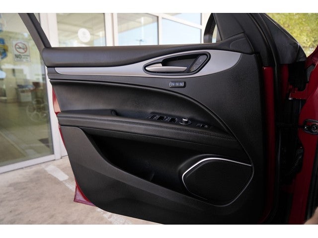 2023 Alfa Romeo Stelvio Veloce