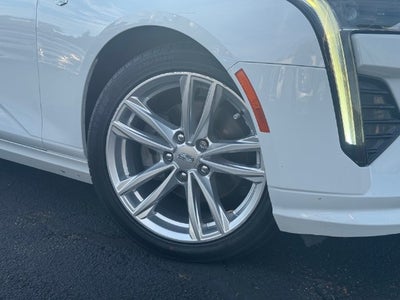 2023 Cadillac CT4 Luxury