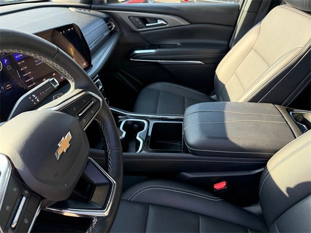 2025 Chevrolet Traverse LT 2LT