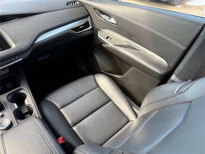 2023 Cadillac XT4 Premium Luxury