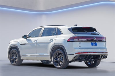2026 Volkswagen Atlas Cross Sport 2.0T SEL R-Line Black