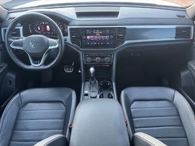 2022 Volkswagen Atlas Cross Sport 3.6L V6 SEL Premium R-Line