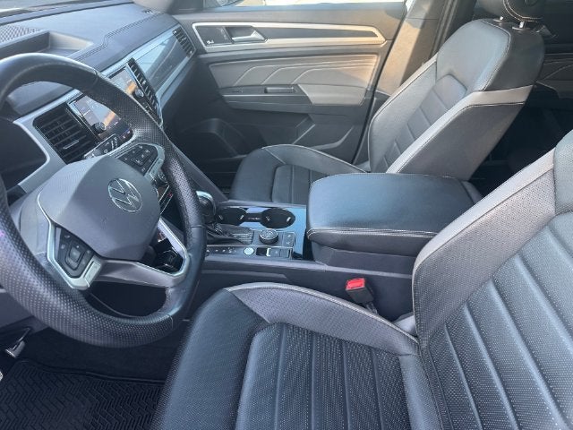 2022 Volkswagen Atlas Cross Sport 3.6L V6 SEL Premium R-Line