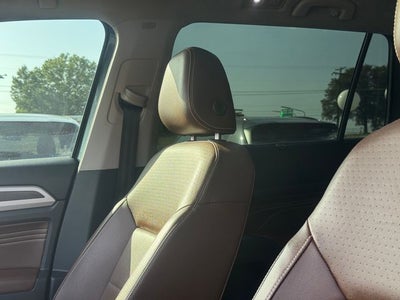 2022 Volkswagen Atlas 3.6L V6 SE w/Technology
