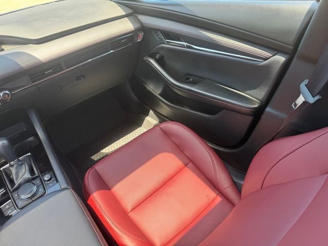 2025 Mazda Mazda3 2.5 S Carbon Edition