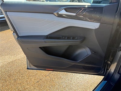 2024 Volkswagen Taos 1.5T SEL