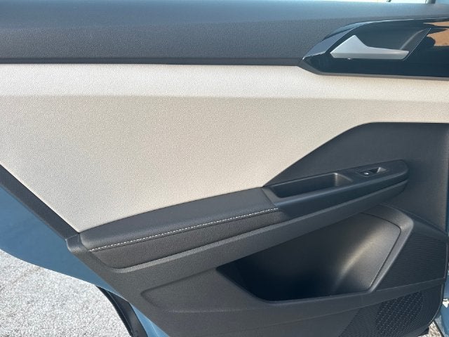 2027 Volkswagen Taos 1.5T S