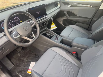 2026 Volkswagen Tiguan 2.0T SE