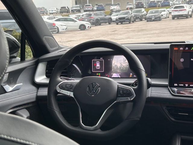 2026 Volkswagen Tiguan 2.0T SE R-Line Black