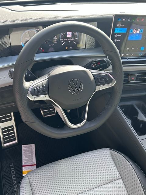 2026 Volkswagen Tiguan 2.0T SE R-Line Black