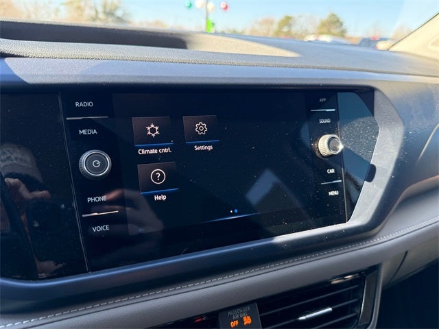 2024 Volkswagen Taos 1.5T SE