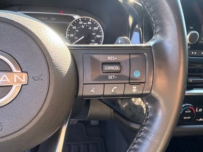 2022 Nissan Pathfinder SV