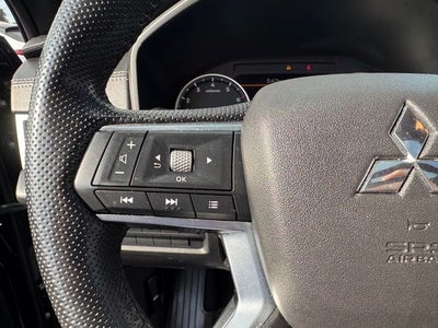 2022 Mitsubishi Outlander Black Edition