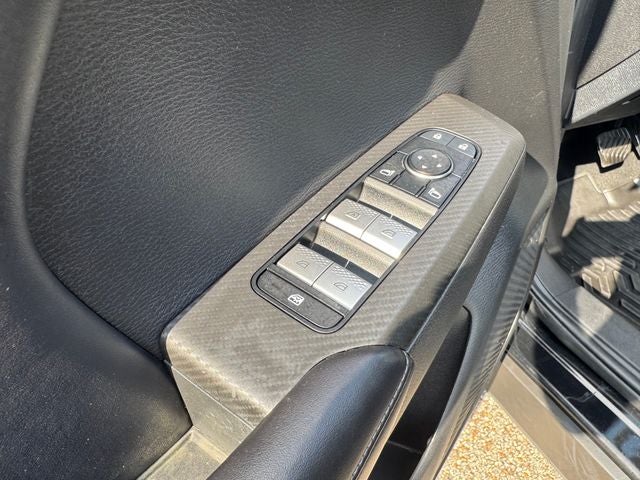 2022 Mitsubishi Outlander Black Edition
