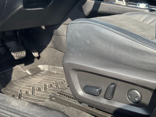 2022 Mitsubishi Outlander Black Edition