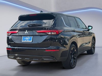2022 Mitsubishi Outlander Black Edition