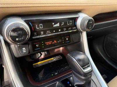 2020 Toyota RAV4 Limited