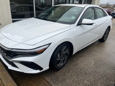 2025 Hyundai Elantra SEL Convenience