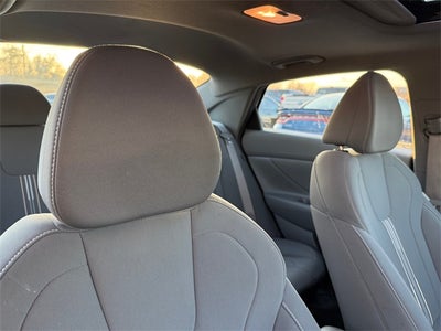 2025 Hyundai Elantra SEL Convenience