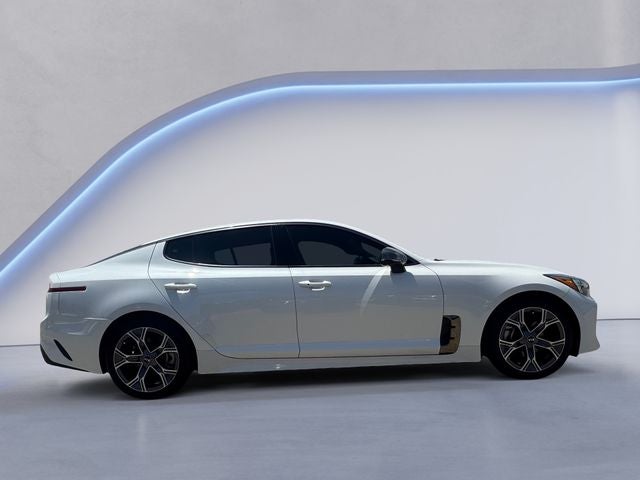 2021 Kia Stinger GT-Line