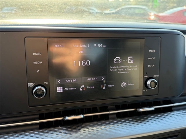 2024 Kia Carnival LX