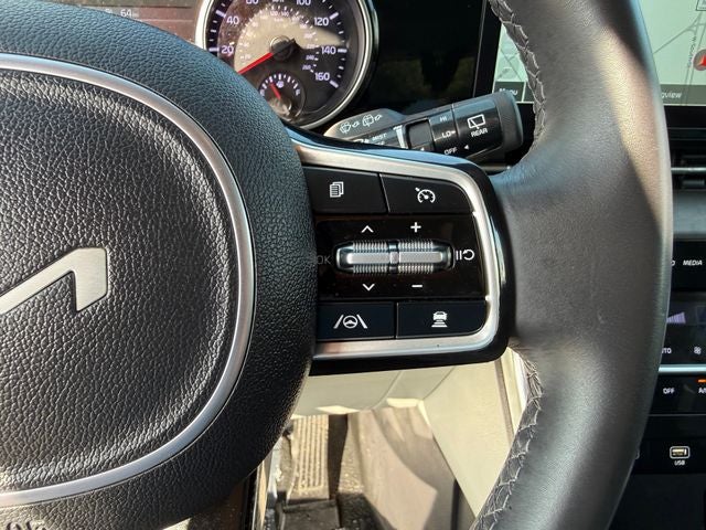 2024 Kia Carnival EX