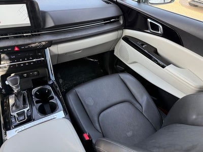 2024 Kia Carnival EX