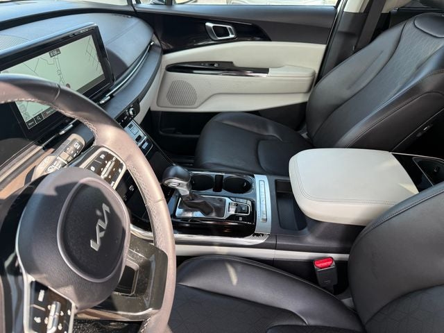 2024 Kia Carnival EX