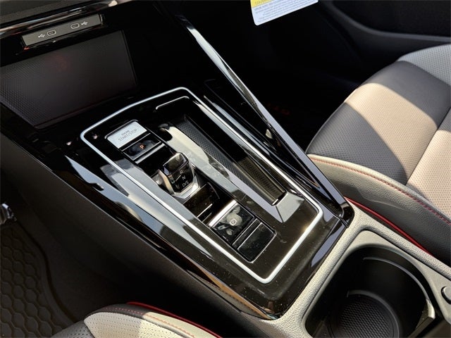 2025 Volkswagen Golf GTI 2.0T SE