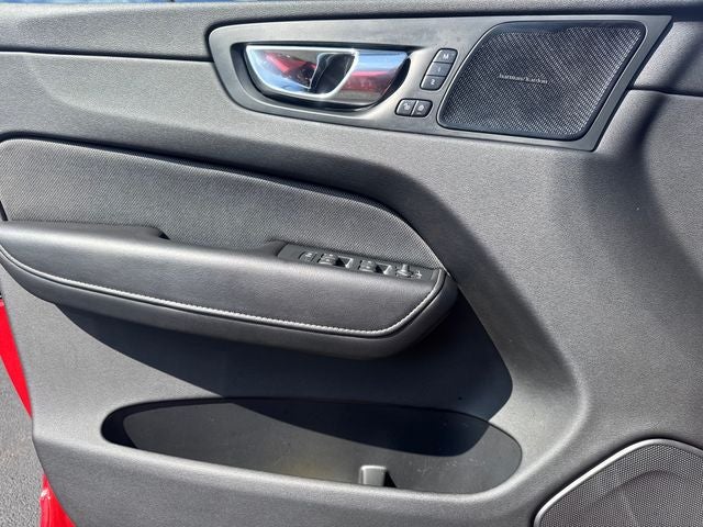 2021 Volvo XC60 T5 R-Design