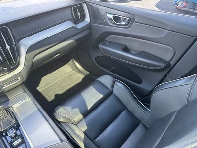 2021 Volvo XC60 T5 R-Design