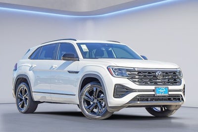 2026 Volkswagen Atlas Cross Sport 2.0T SEL R-Line Black