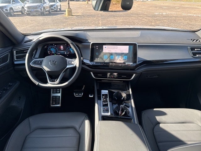 2024 Volkswagen Atlas Cross Sport 2.0T SEL R-Line
