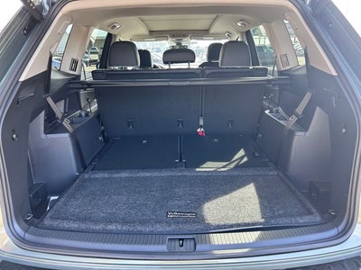 2026 Volkswagen Atlas 2.0T SEL Premium R-Line