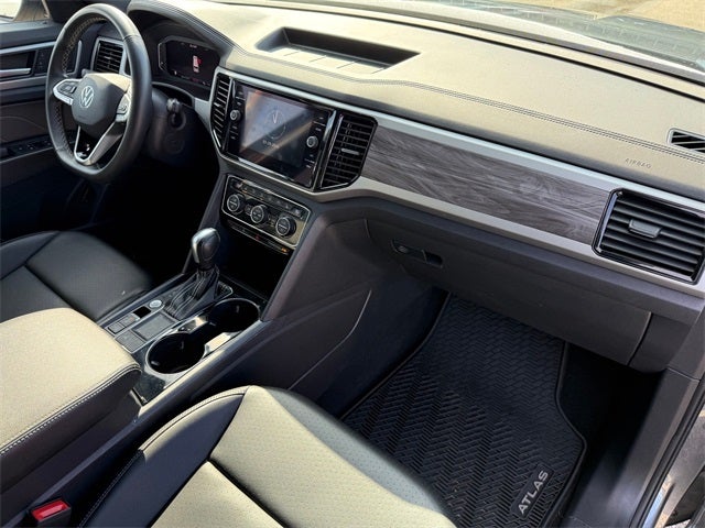 2022 Volkswagen Atlas Cross Sport 2.0T SE w/Technology
