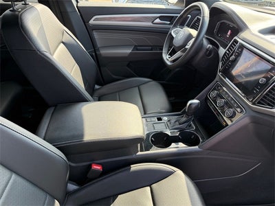 2022 Volkswagen Atlas Cross Sport 2.0T SE w/Technology