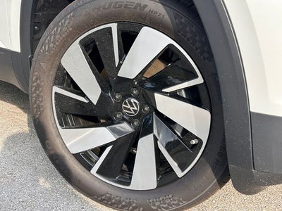2026 Volkswagen Atlas Cross Sport 2.0T SE W/TECHNOLOGY