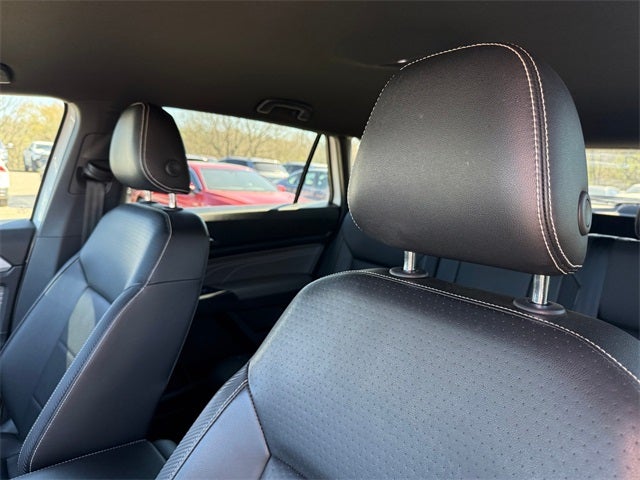 2021 Volkswagen Atlas Cross Sport 3.6L V6 SE w/Technology R-Line