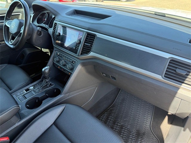 2021 Volkswagen Atlas Cross Sport 3.6L V6 SE w/Technology R-Line