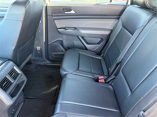 2021 Volkswagen Atlas Cross Sport 3.6L V6 SE w/Technology R-Line