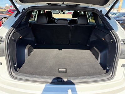 2021 Volkswagen Atlas Cross Sport 3.6L V6 SE w/Technology R-Line