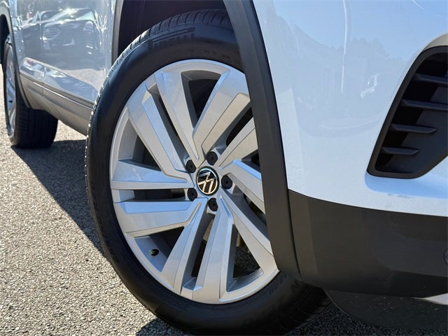 2021 Volkswagen Atlas Cross Sport 2.0T SE w/Technology