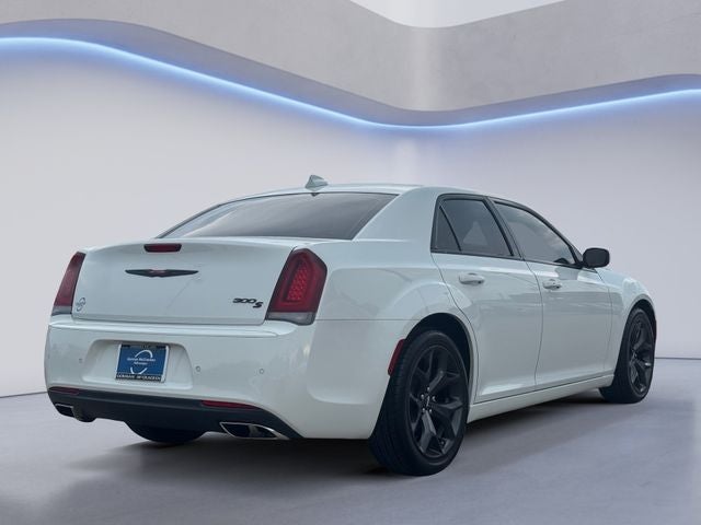 2023 Chrysler 300 S