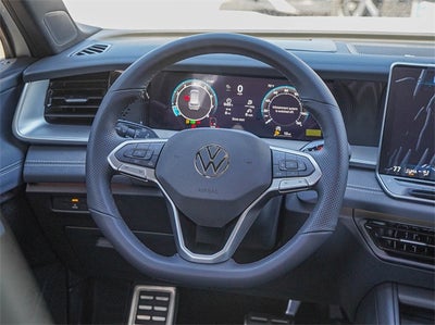 2026 Volkswagen Tiguan 2.0T SE R-Line Black