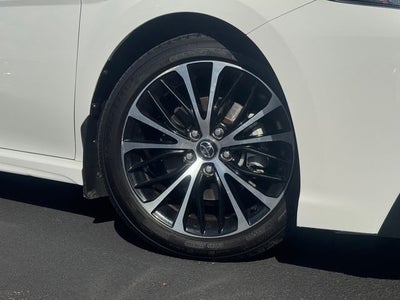 2021 Toyota Camry Hybrid SE