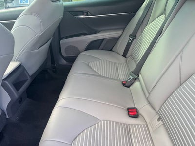 2021 Toyota Camry Hybrid SE