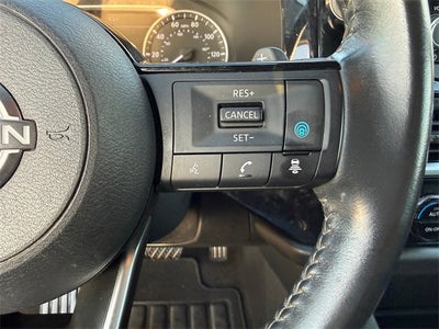 2022 Nissan Pathfinder SV